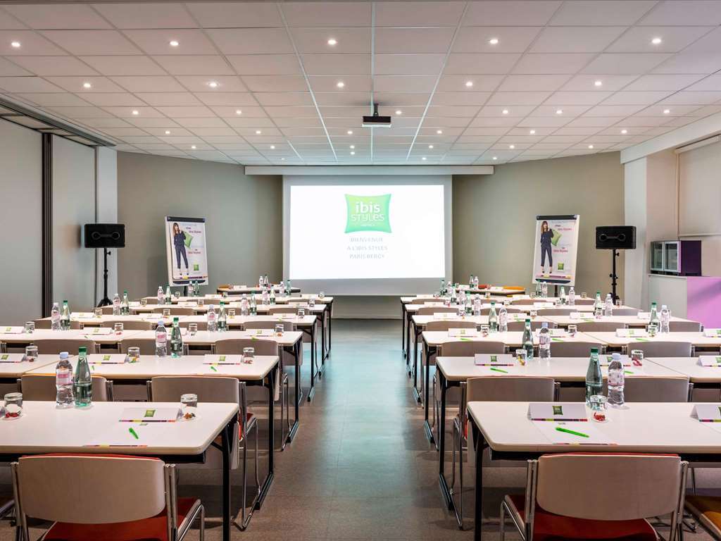 Hotel Ibis Styles Bercy Parigi